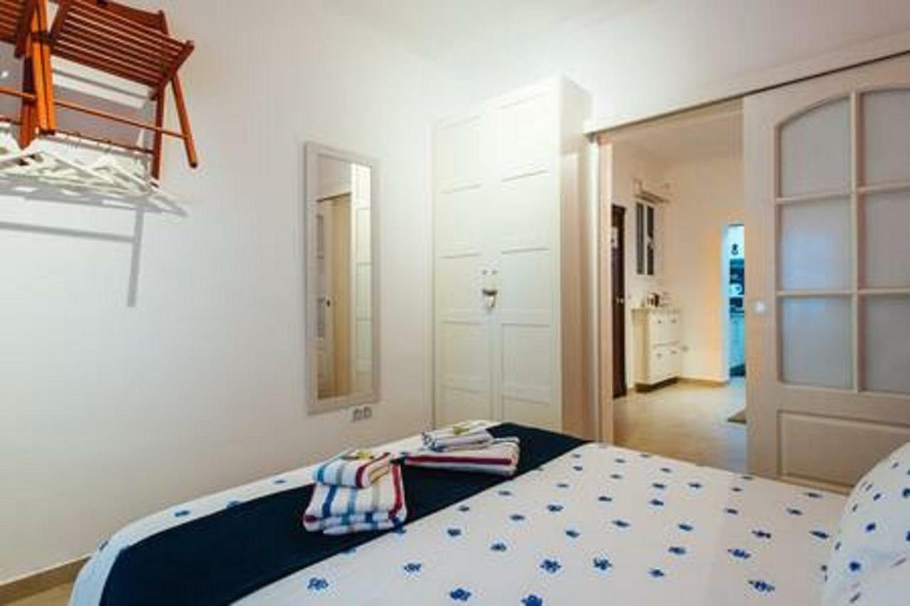 Triana Leon Sanz Apartamento Sevilha Exterior foto